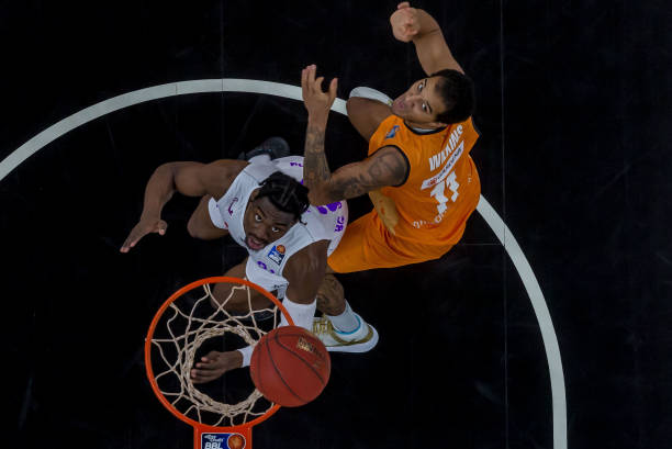 在冰壶赛的 在冰壶赛的