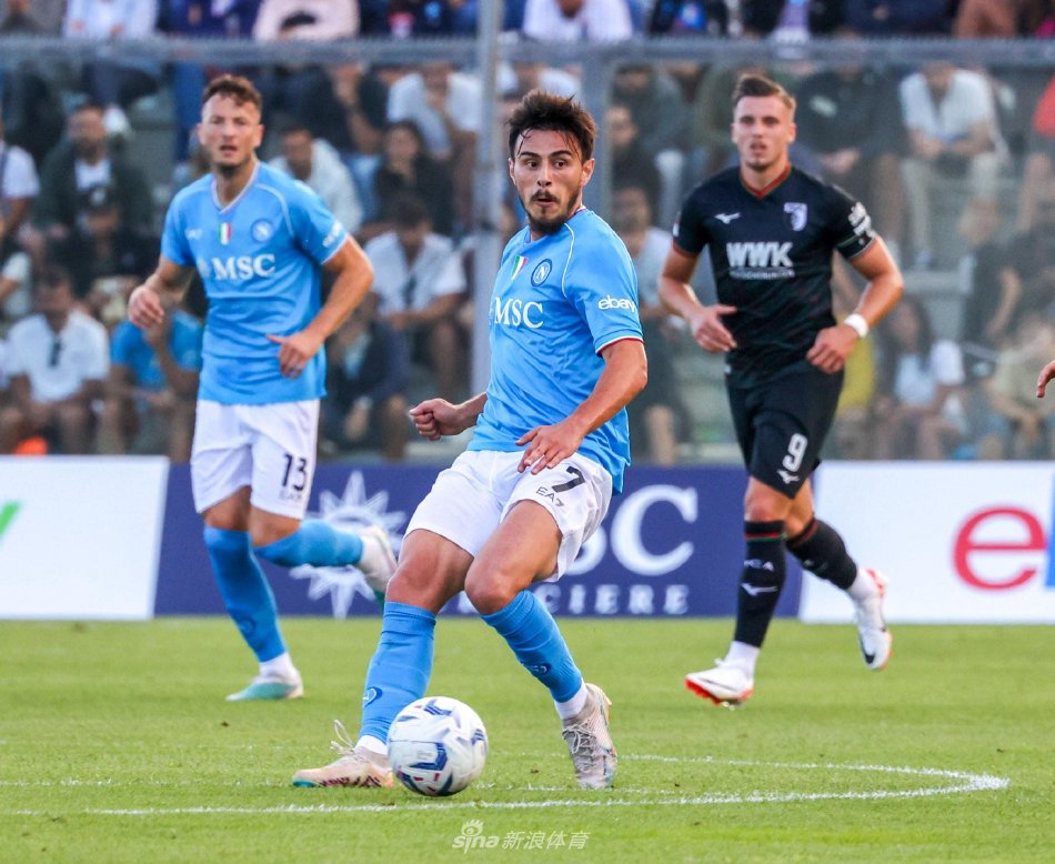 更取决于心 更取决于心